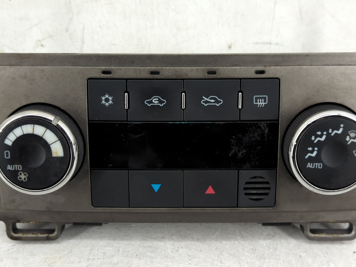 2008-2012 Chevrolet Malibu Climate Control Module Temperature AC/Heater Replacement P/N:28272782 Fits OEM Used Auto Parts - 