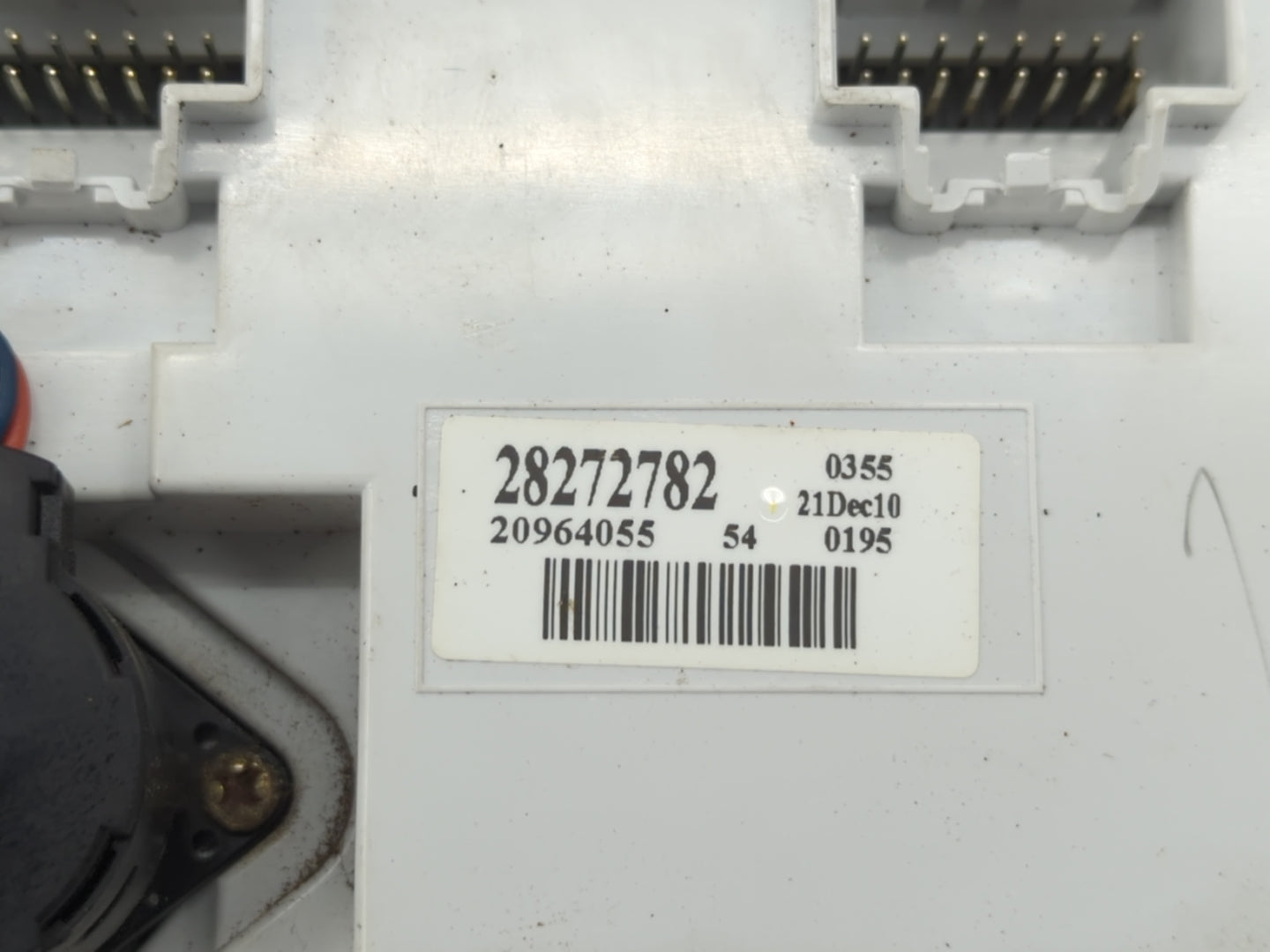 2008-2012 Chevrolet Malibu Climate Control Module Temperature AC/Heater Replacement P/N:28272782 Fits OEM Used Auto Parts - 