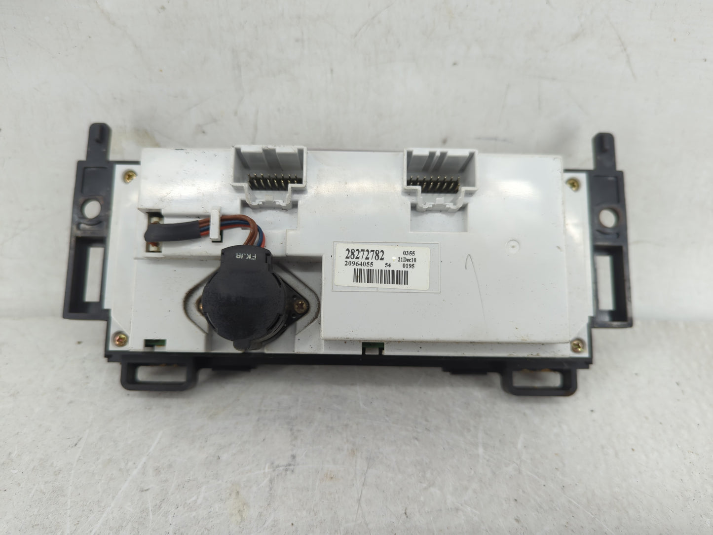 2008-2012 Chevrolet Malibu Climate Control Module Temperature AC/Heater Replacement P/N:28272782 Fits OEM Used Auto Parts - 
