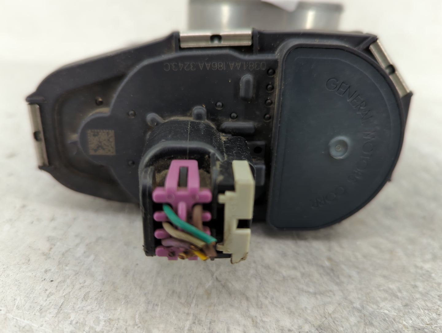 2008-2012 Chevrolet Malibu Throttle Body Fits Fits 2007 2008 2009 2010 2011 2012 OEM Used Auto Parts - Oemusedautoparts1.com