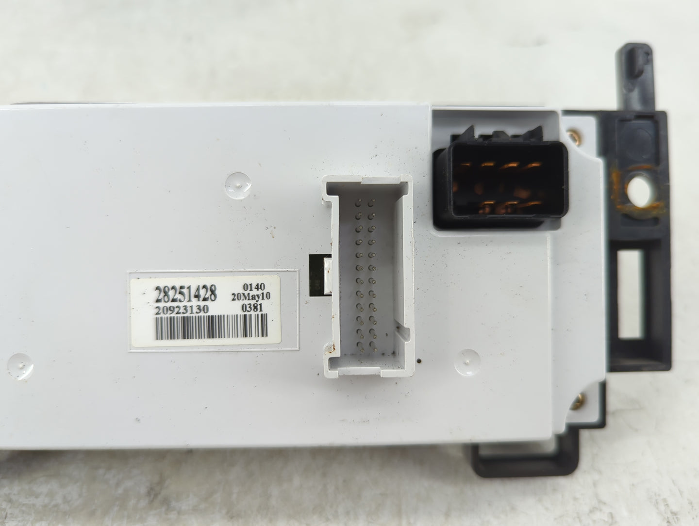 2008-2012 Chevrolet Malibu Climate Control Module Temperature AC/Heater Replacement P/N:20923130 28251428 Fits OEM Used Auto