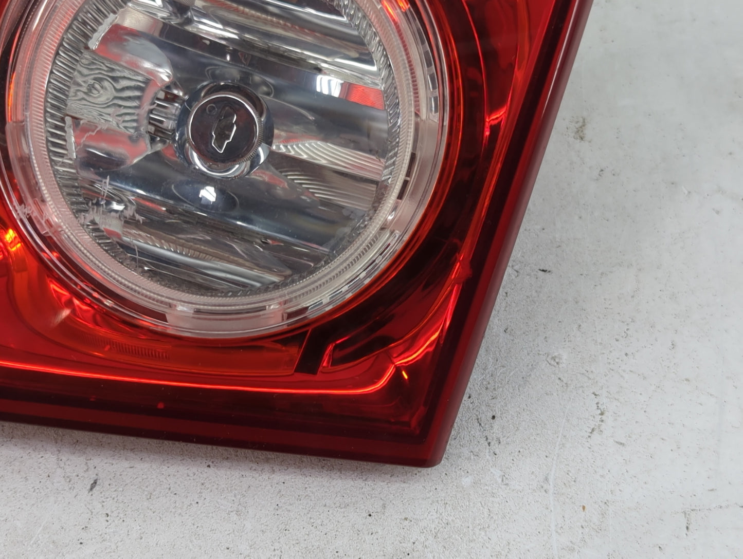 2008-2012 Chevrolet Malibu Tail Light Assembly Driver Left OEM P/N:15271120 Fits Fits 2008 2009 2010 2011 2012 OEM Used Auto