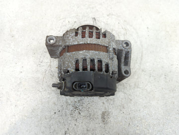 2008-2012 Chevrolet Malibu Alternator Replacement Generator Charging Assembly Engine OEM P/N:15828450 Fits OEM Used Auto Par