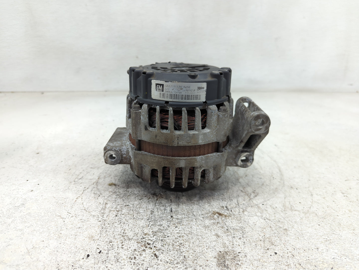 2008-2012 Chevrolet Malibu Alternator Replacement Generator Charging Assembly Engine OEM P/N:15828450 Fits OEM Used Auto Par