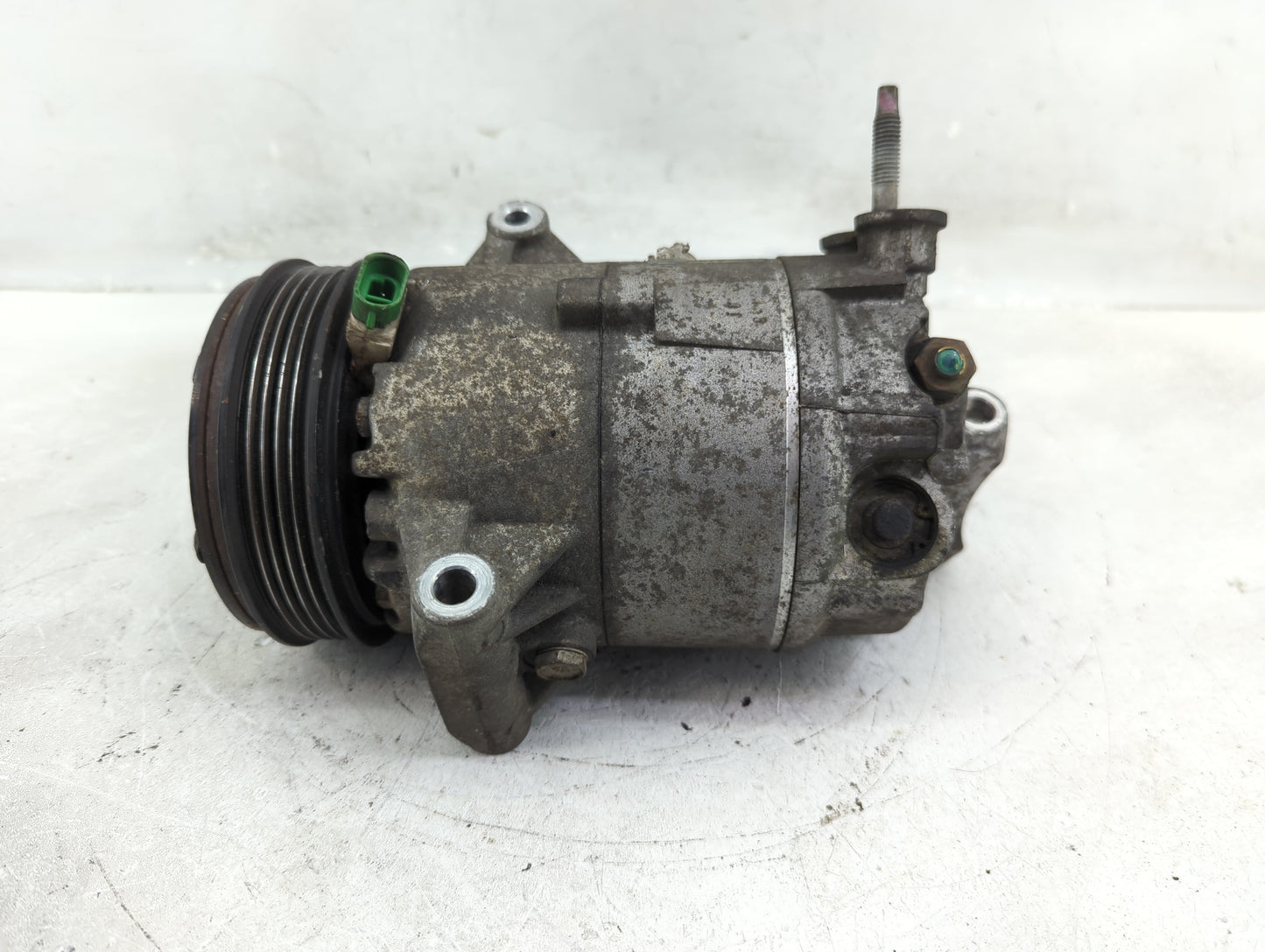 2007-2012 Chevrolet Malibu Air Conditioning A/c Ac Compressor Oem - Oemusedautoparts1.com