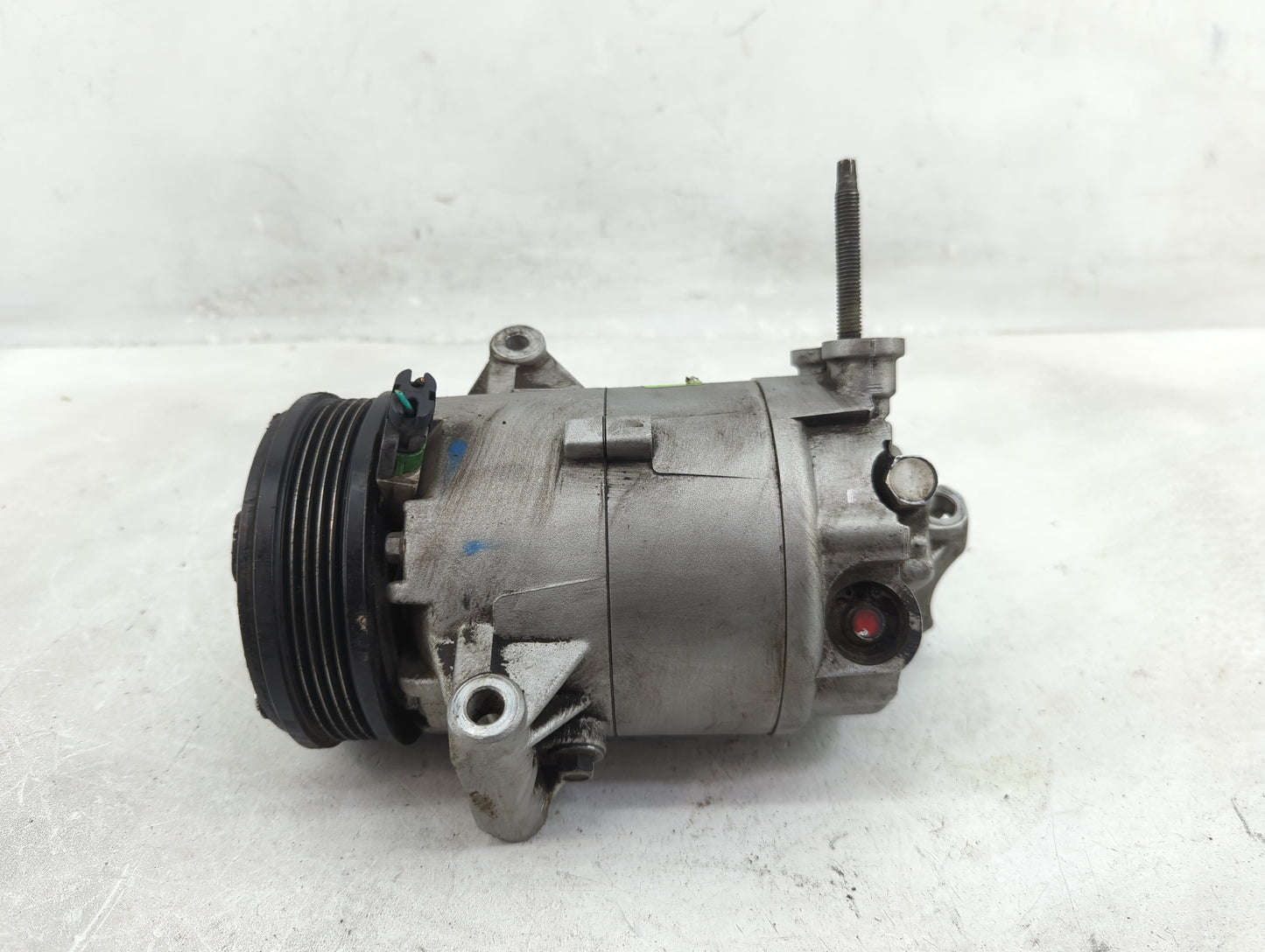 2007-2012 Chevrolet Malibu Air Conditioning A/c Ac Compressor Oem - Oemusedautoparts1.com