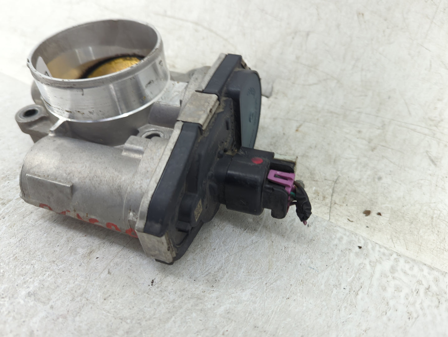 2008-2012 Chevrolet Malibu Throttle Body Fits Fits 2007 2008 2009 2010 2011 2012 OEM Used Auto Parts - Oemusedautoparts1.com
