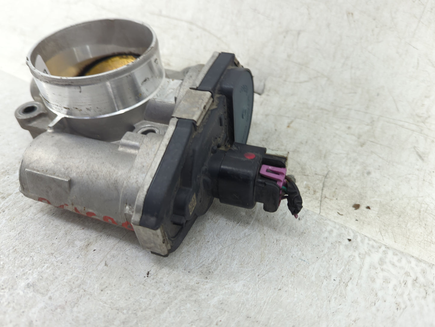 2008-2012 Chevrolet Malibu Throttle Body Fits Fits 2007 2008 2009 2010 2011 2012 OEM Used Auto Parts - Oemusedautoparts1.com