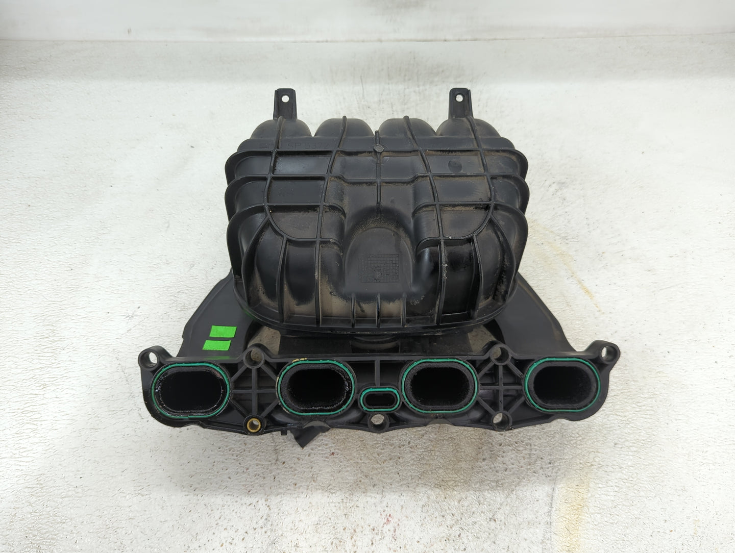 2008-2012 Chevrolet Malibu Air Intake Manifold P/N:948686894 Fits Fits 2007 2008 2009 2010 2011 2012 OEM Used Auto Parts - O