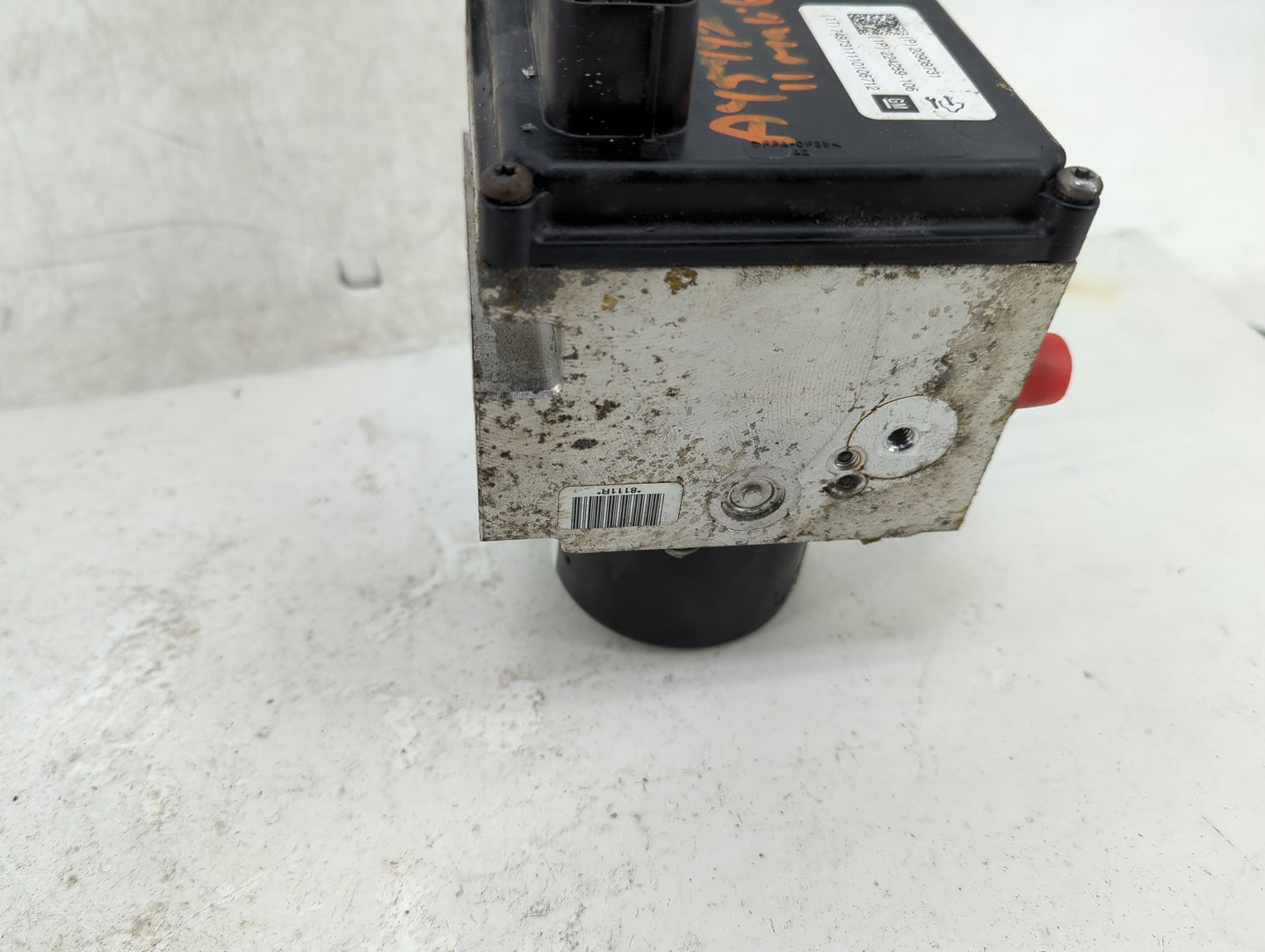 2011 Chevrolet Malibu ABS Pump Control Module Replacement P/N:20908731 Fits OEM Used Auto Parts - Oemusedautoparts1.com