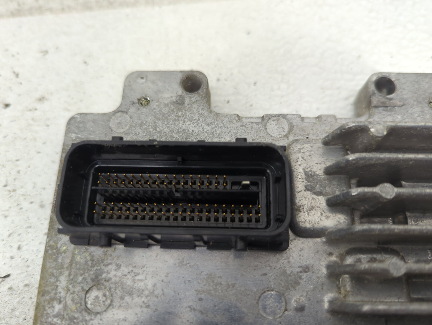 2007-2012 Chevrolet Malibu PCM Engine Control Computer ECU ECM PCU OEM P/N:12638026 12612397 Fits OEM Used Auto Parts - Oemu