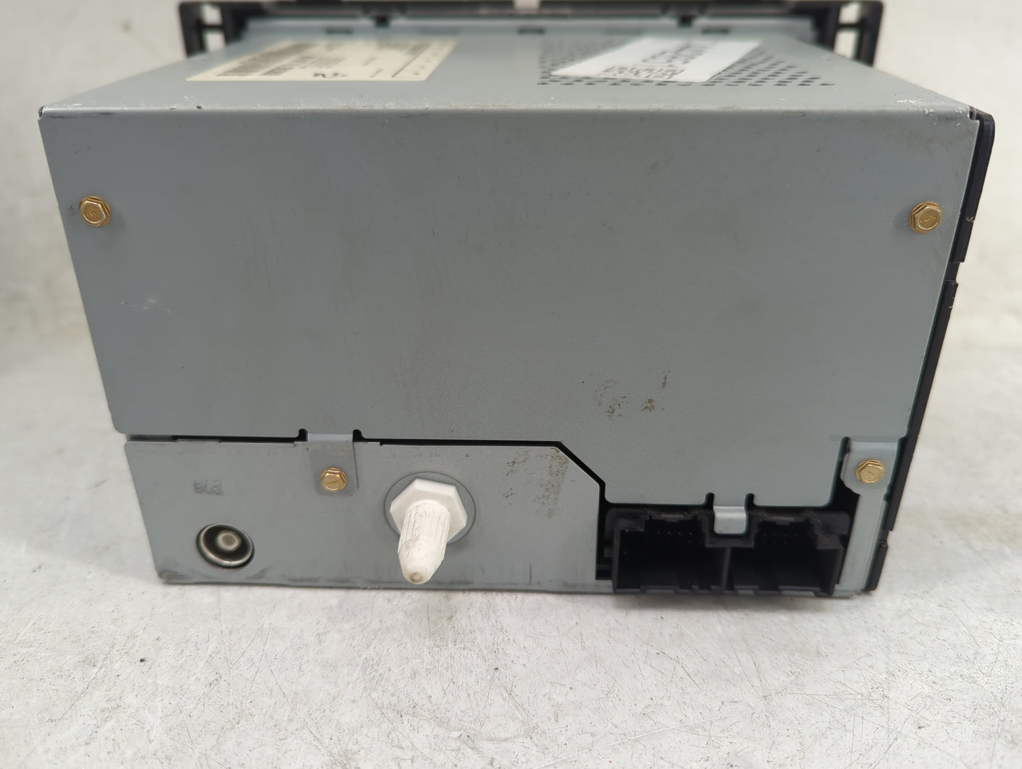 2009-2012 Chevrolet Malibu Radio AM FM Cd Player Receiver Replacement P/N:25833636 28152105 Fits Fits 2009 2010 2011 2012 OE