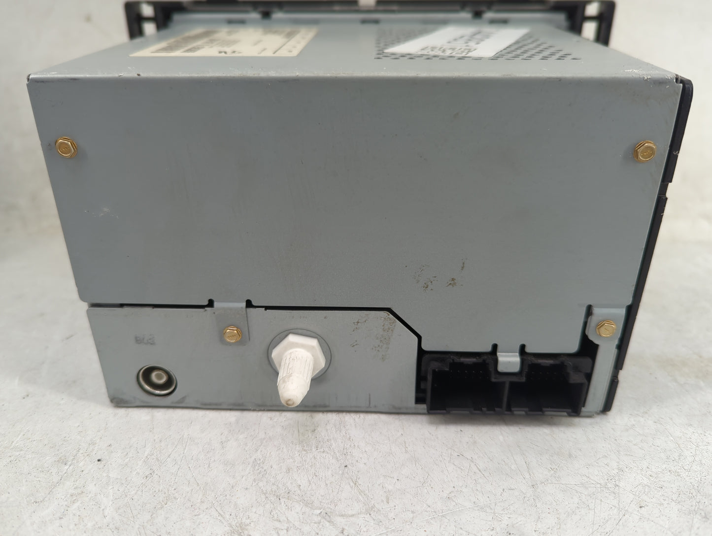 2009-2012 Chevrolet Malibu Radio AM FM Cd Player Receiver Replacement P/N:25833636 28152105 Fits Fits 2009 2010 2011 2012 OE