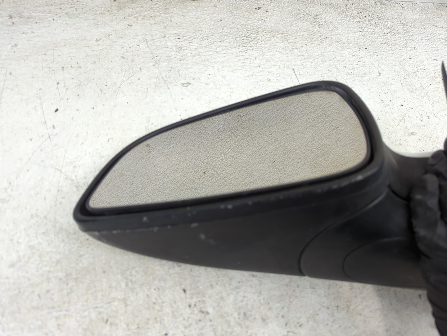 2008-2012 Chevrolet Malibu Driver Side View Mirror - Left Door Mirror OEM Used - Oemusedautoparts1.com