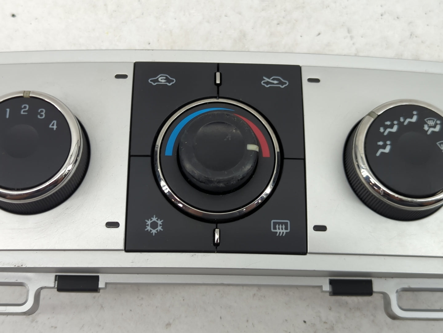 2008-2012 Chevrolet Malibu Climate Control Module Temperature AC/Heater Replacement P/N:28272781 20964036 Fits OEM Used Auto