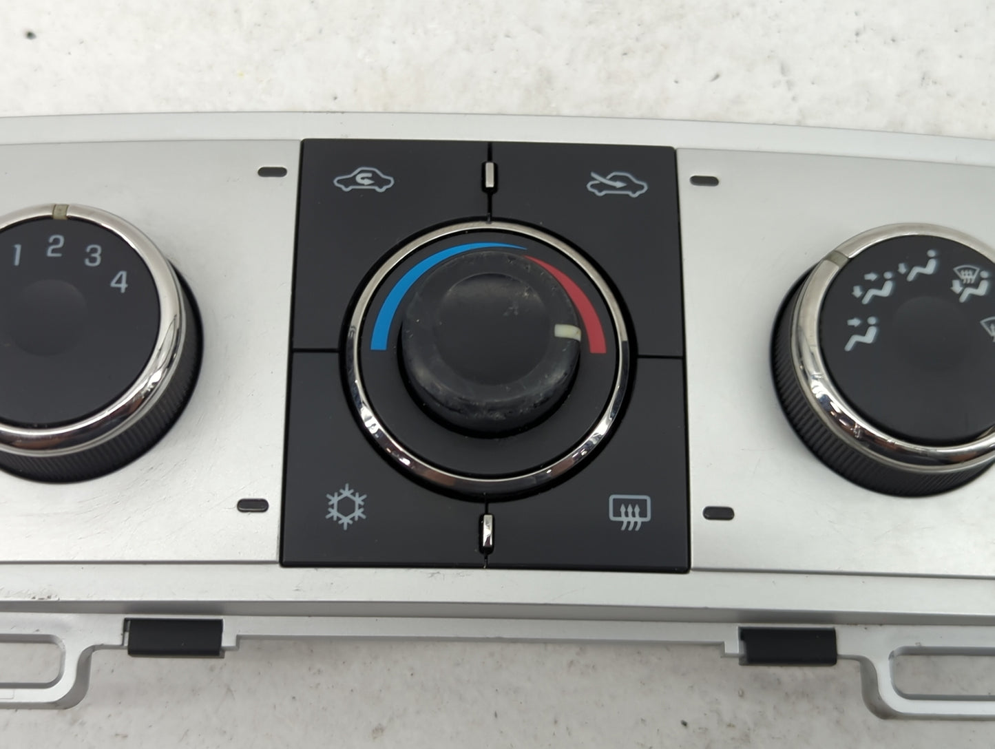 2008-2012 Chevrolet Malibu Climate Control Module Temperature AC/Heater Replacement P/N:28272781 20964036 Fits OEM Used Auto