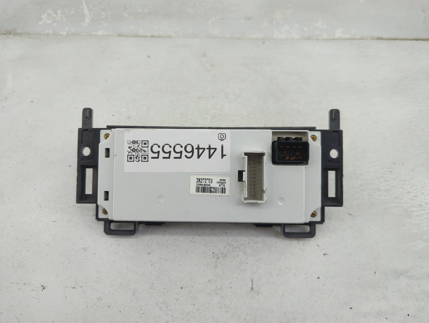 2008-2012 Chevrolet Malibu Climate Control Module Temperature AC/Heater Replacement P/N:28272781 20964036 Fits OEM Used Auto