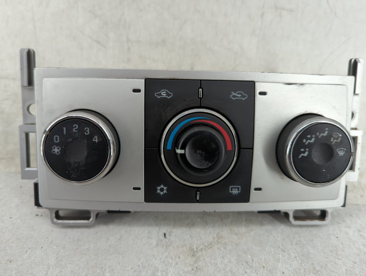 2008-2012 Chevrolet Malibu Climate Control Module Temperature AC/Heater Replacement P/N:28272781 20964036 Fits OEM Used Auto