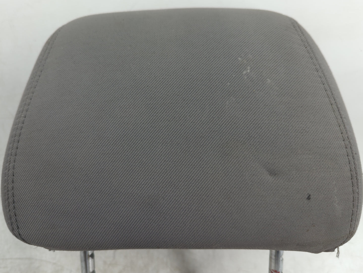 2011-2012 Chevrolet Malibu Headrest Head Rest Front Driver Passenger Seat Fits Fits 2011 2012 OEM Used Auto Parts - Oemuseda