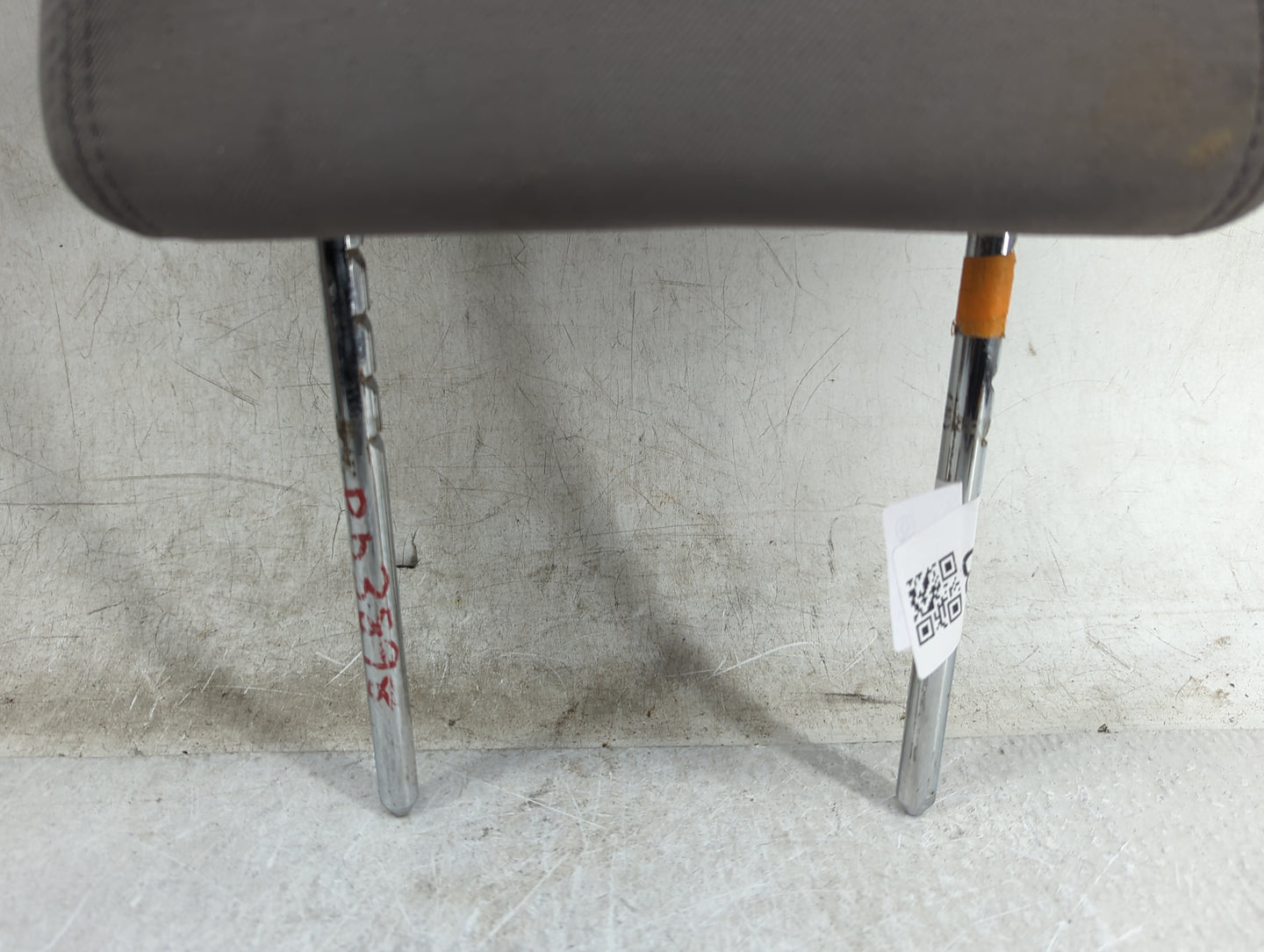 2011-2012 Chevrolet Malibu Headrest Head Rest Front Driver Seat Grey - Oemusedautoparts1.com