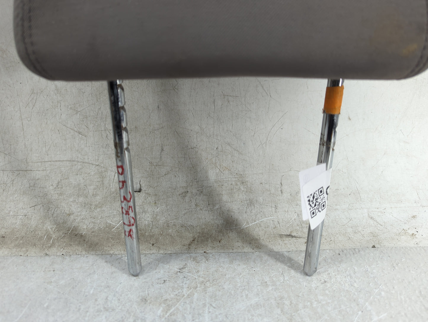 2011-2012 Chevrolet Malibu Headrest Head Rest Front Driver Seat Grey - Oemusedautoparts1.com