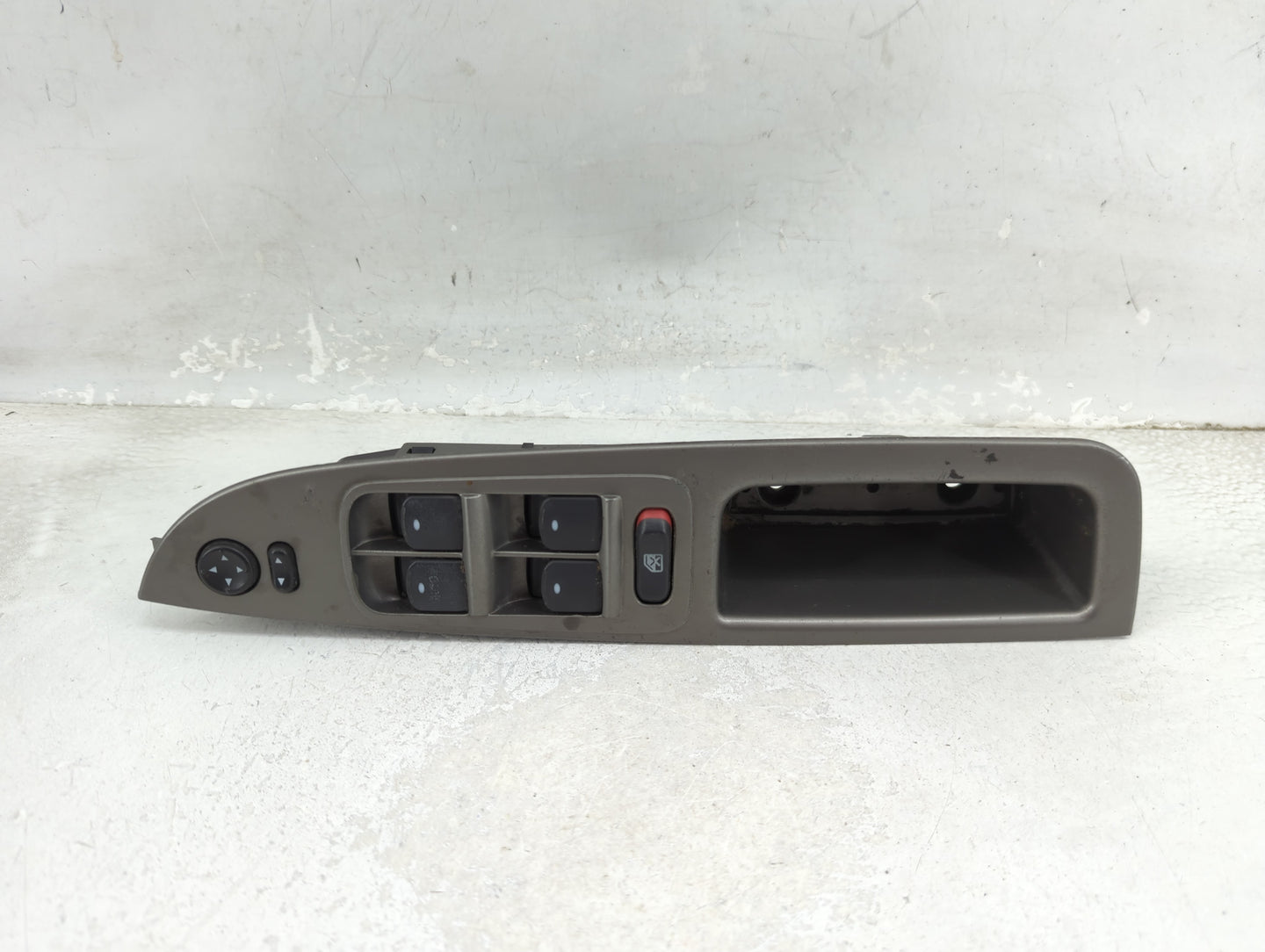 2010-2011 Chevrolet Malibu Master Power Window Switch Replacement Driver Side Left Fits Fits 2010 2011 OEM Used Auto Parts -