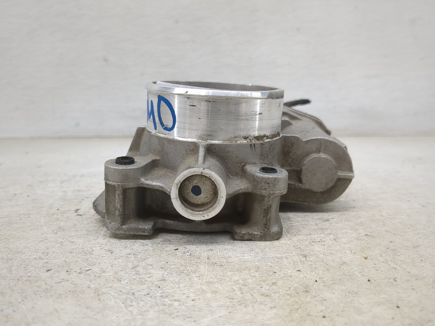 2008-2012 Chevrolet Malibu Throttle Body Fits Fits 2007 2008 2009 2010 2011 2012 OEM Used Auto Parts - Oemusedautoparts1.com