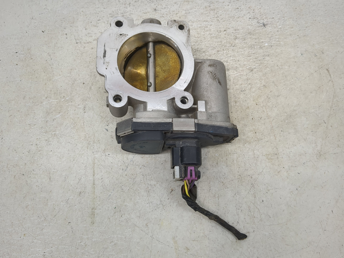 2008-2012 Chevrolet Malibu Throttle Body Fits Fits 2007 2008 2009 2010 2011 2012 OEM Used Auto Parts - Oemusedautoparts1.com
