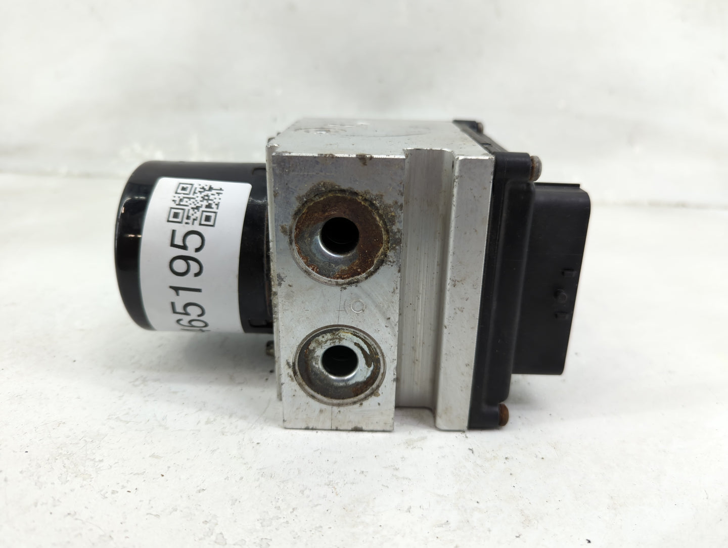 2011 Chevrolet Malibu ABS Pump Control Module Replacement P/N:20908731 224259-106, 20908729 Fits OEM Used Auto Parts - Oemus