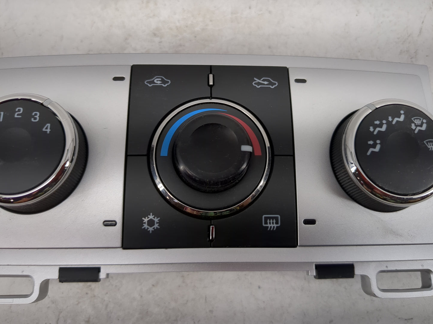 2008-2012 Chevrolet Malibu Climate Control Module Temperature AC/Heater Replacement P/N:28272781 20964036 Fits OEM Used Auto