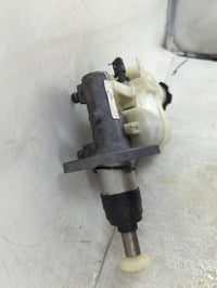 2008-2012 Chevrolet Malibu Brake Master Cylinder 1490646 - Oemusedautoparts1.com