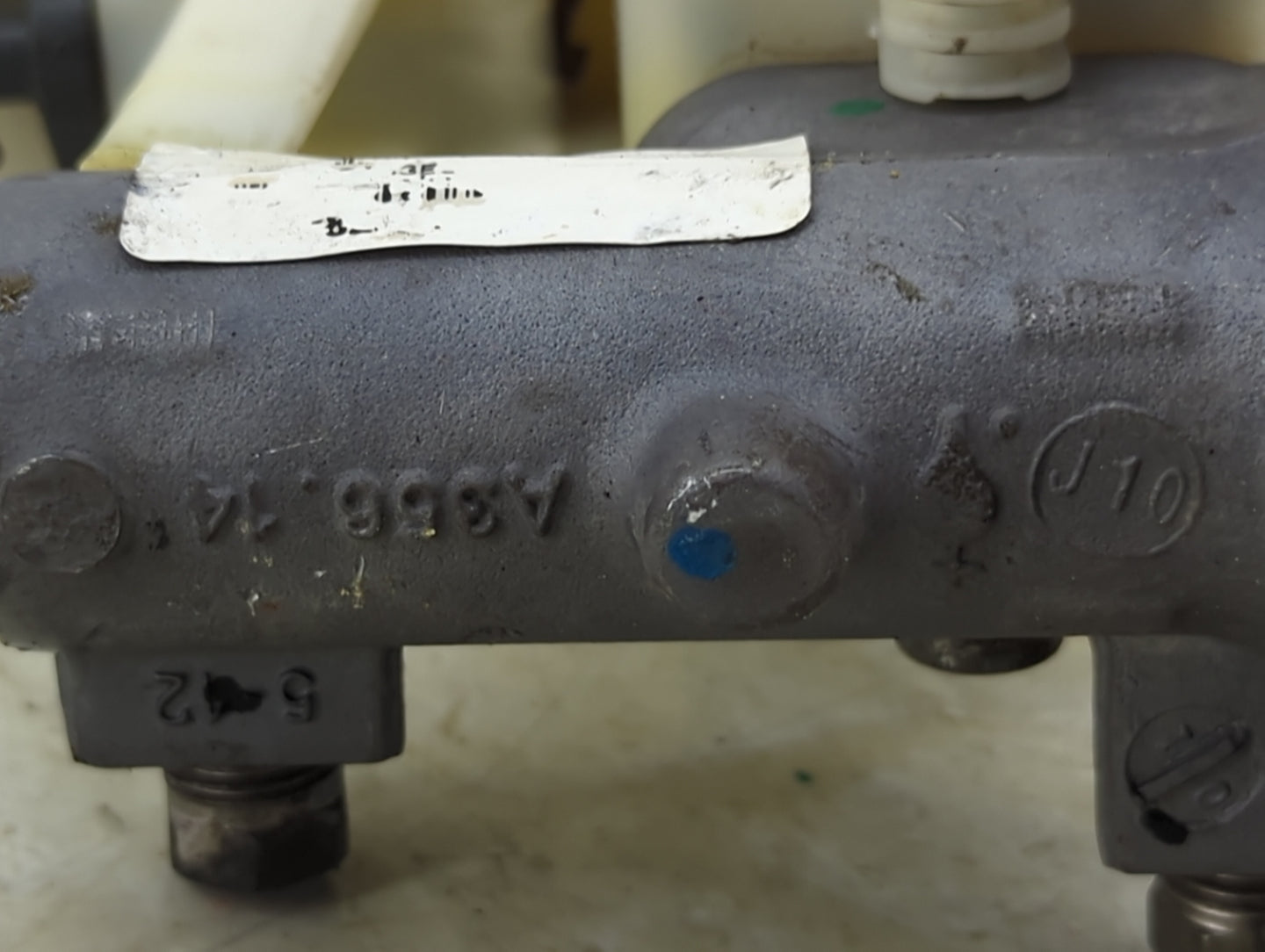 2008-2012 Chevrolet Malibu Brake Master Cylinder 1490646 - Oemusedautoparts1.com