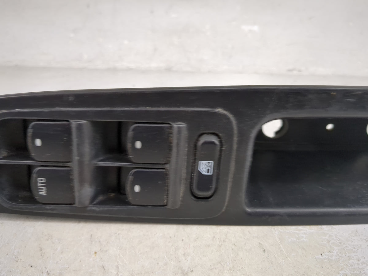 2010-2011 Chevrolet Malibu Master Power Window Switch Replacement Driver Side Left P/N:901-195 61223045 Fits Fits 2010 2011 