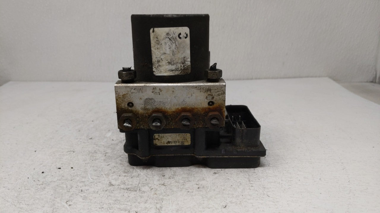 2011 Chevrolet Malibu ABS Pump Control Module Replacement P/N:20908729 20908731 Fits OEM Used Auto Parts - Oemusedautoparts1
