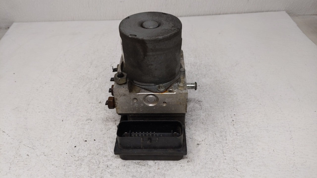 2011 Chevrolet Malibu ABS Pump Control Module Replacement P/N:20908729 20908731 Fits OEM Used Auto Parts - Oemusedautoparts1