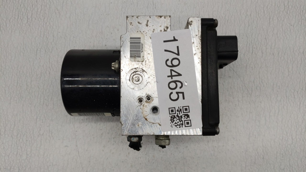 2011 Chevrolet Malibu ABS Pump Control Module Replacement P/N:20908731 Fits OEM Used Auto Parts - Oemusedautoparts1.com
