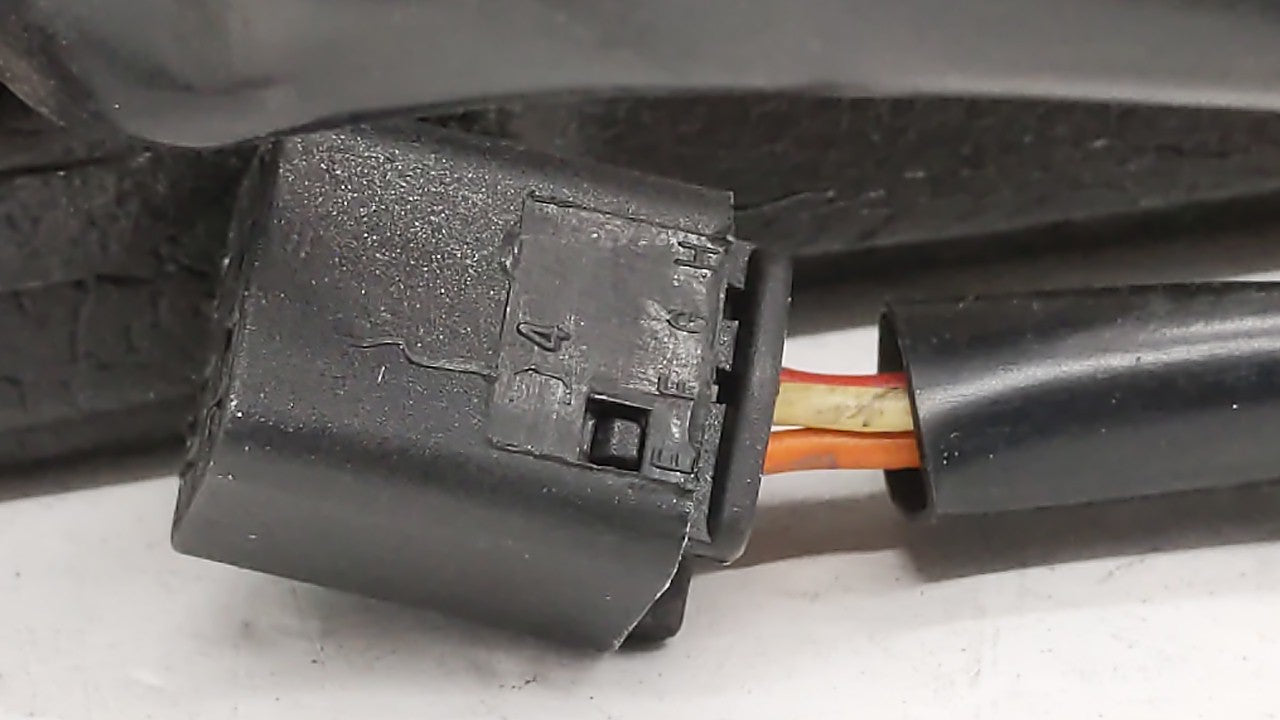 2008-2012 Chevrolet Malibu Driver Side View Mirror - Left Door Mirror OEM Used - Oemusedautoparts1.com