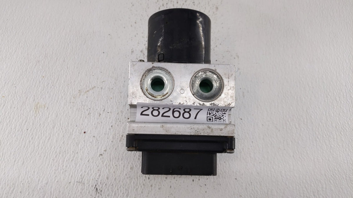 2011 Chevrolet Malibu Anti-Lock Brake ABS Pump Module Actuator OEM P/N:20908729 20908731 Fits OEM Used Auto Parts - Oemuseda