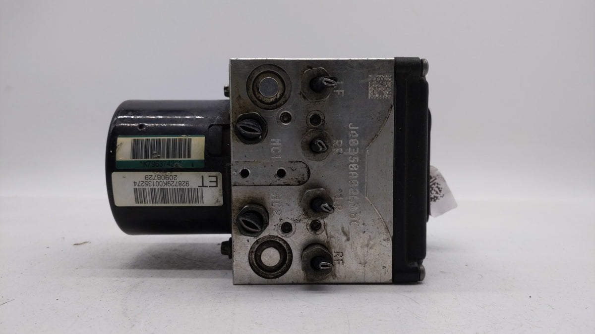 2011 Chevrolet Malibu Anti-Lock Brake ABS Pump Module Actuator OEM P/N:20908729 20908731 Fits OEM Used Auto Parts - Oemuseda