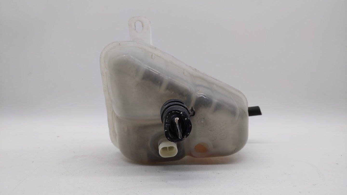 2007 Chevrolet Malibu Radiator Coolant Overflow Expansion Tank Bottle - Oemusedautoparts1.com
