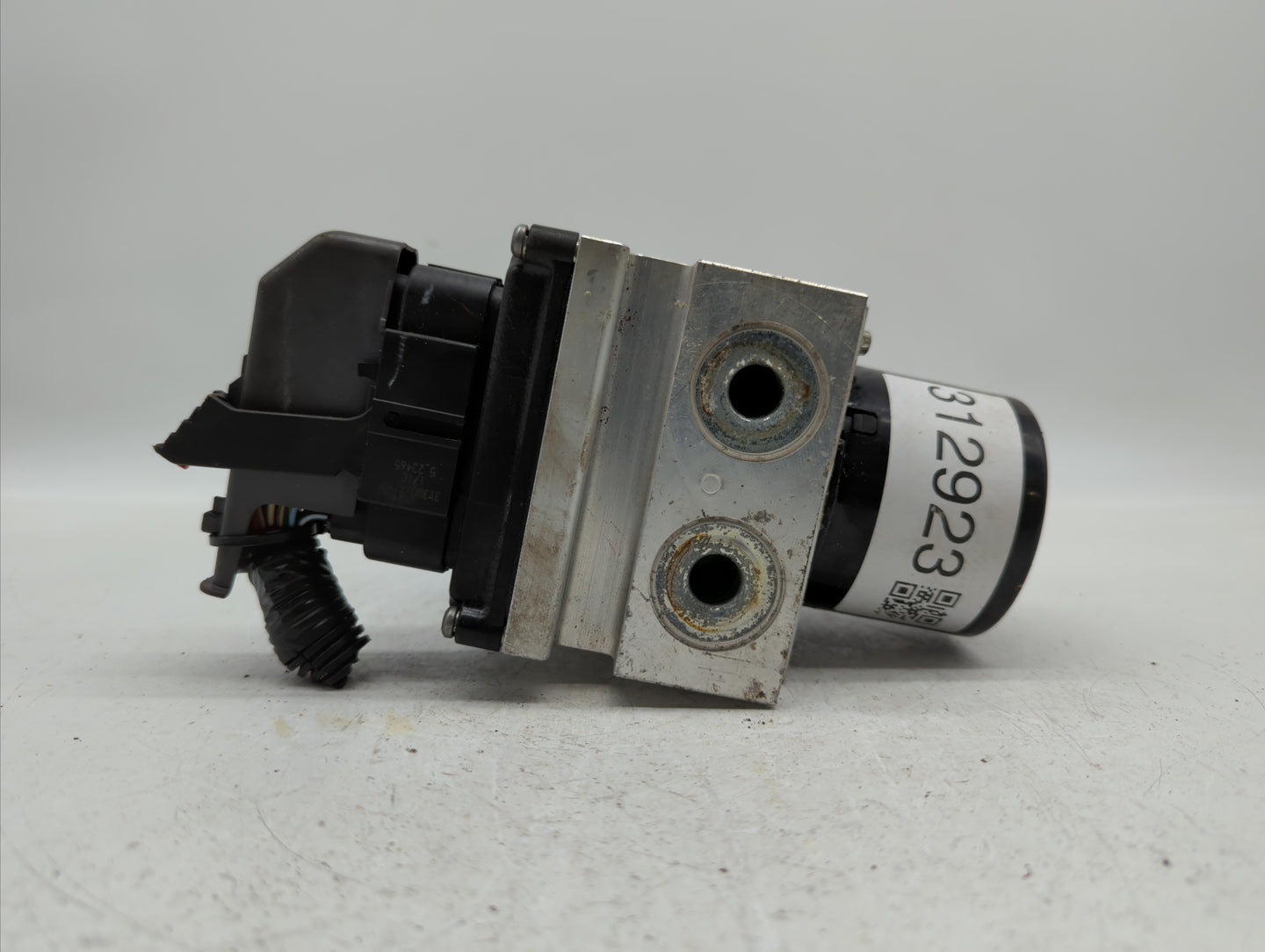 2011 Chevrolet Malibu ABS Pump Control Module Replacement P/N:20908729 20908731 Fits OEM Used Auto Parts - Oemusedautoparts1