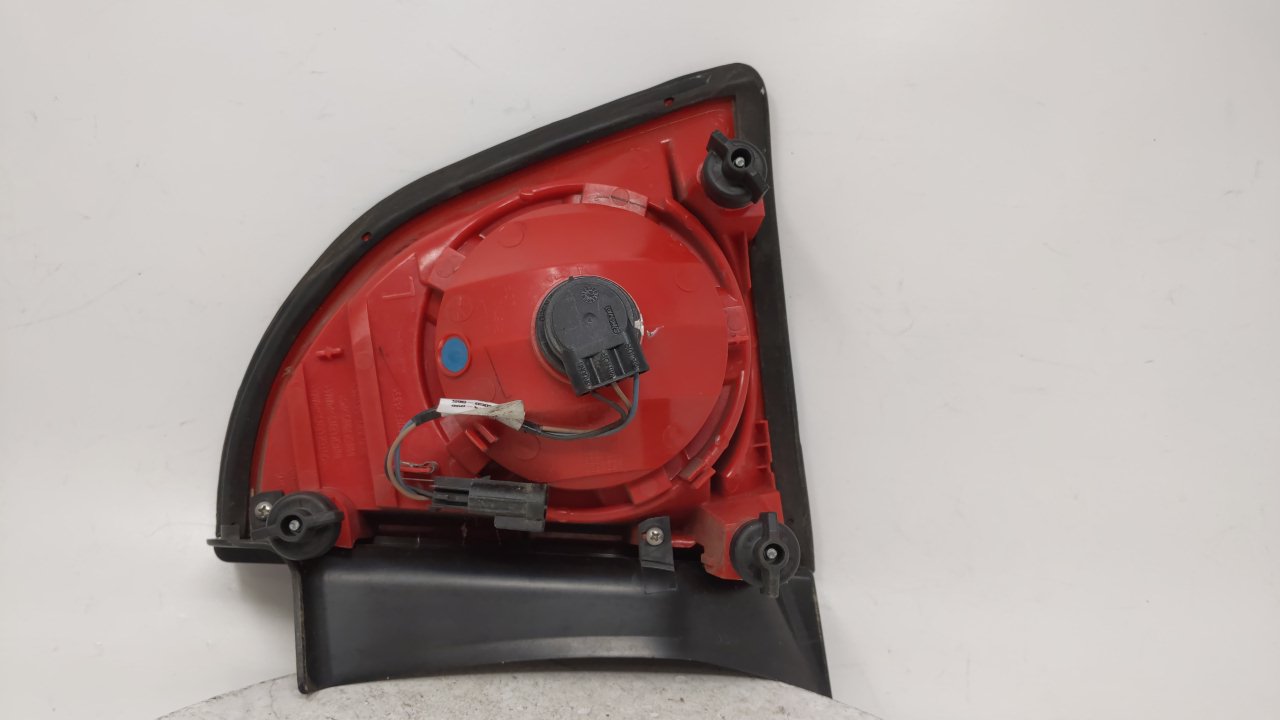 2008-2012 Chevrolet Malibu Tail Light Assembly Driver Left OEM Fits Fits 2008 2009 2010 2011 2012 OEM Used Auto Parts - Oemu