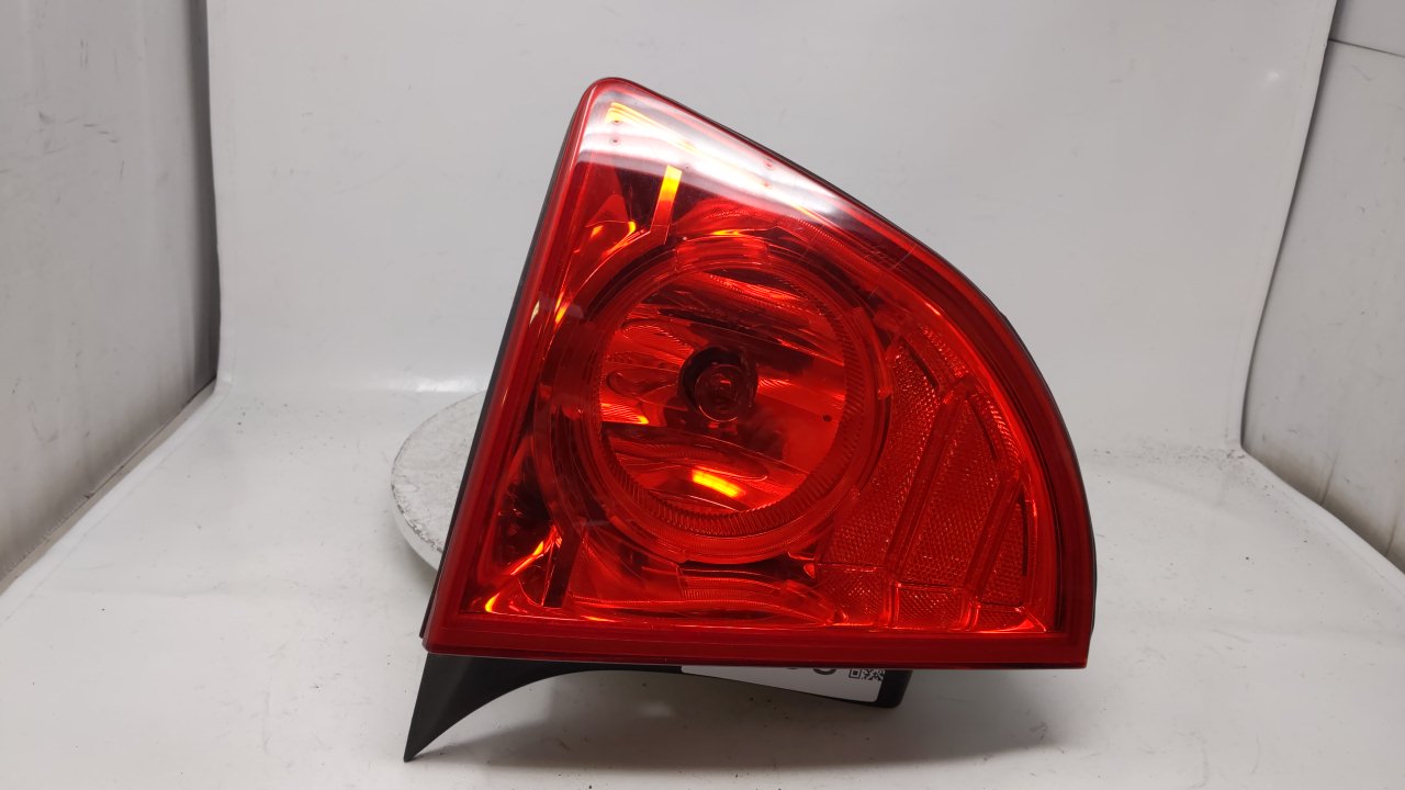 2008-2012 Chevrolet Malibu Tail Light Assembly Driver Left OEM Fits Fits 2008 2009 2010 2011 2012 OEM Used Auto Parts - Oemu