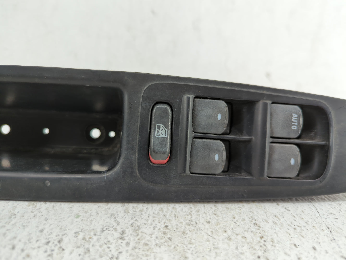 2011 Chevrolet Malibu Master Power Window Switch Replacement Driver Side Left Fits Fits 1997 1998 1999 2000 OEM Used Auto Pa