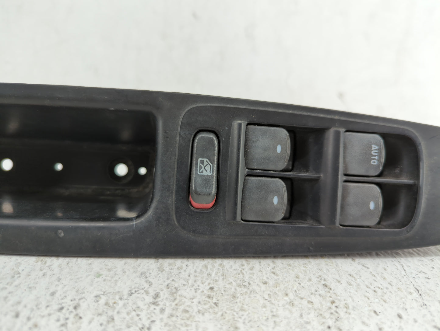 2011 Chevrolet Malibu Master Power Window Switch Replacement Driver Side Left Fits Fits 1997 1998 1999 2000 OEM Used Auto Pa