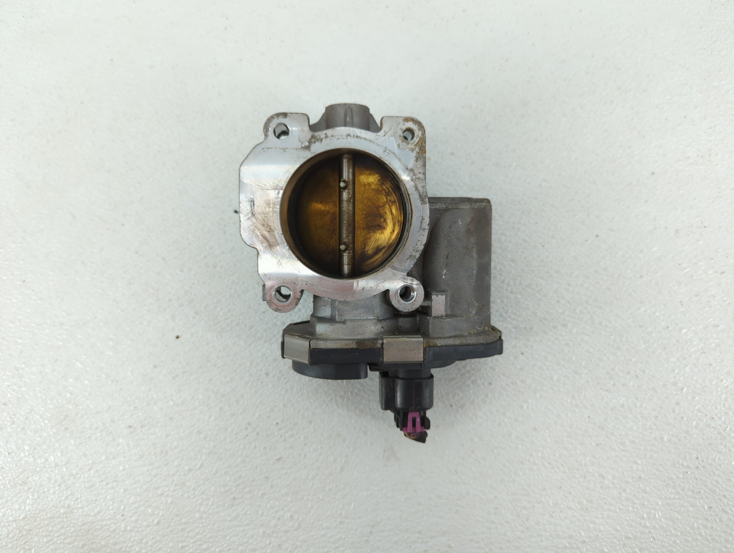 2008-2012 Chevrolet Malibu Throttle Body P/N:9B4G-9F991-A 668AA, 186AA Fits Fits 2007 2008 2009 2010 2011 2012 OEM Used Auto