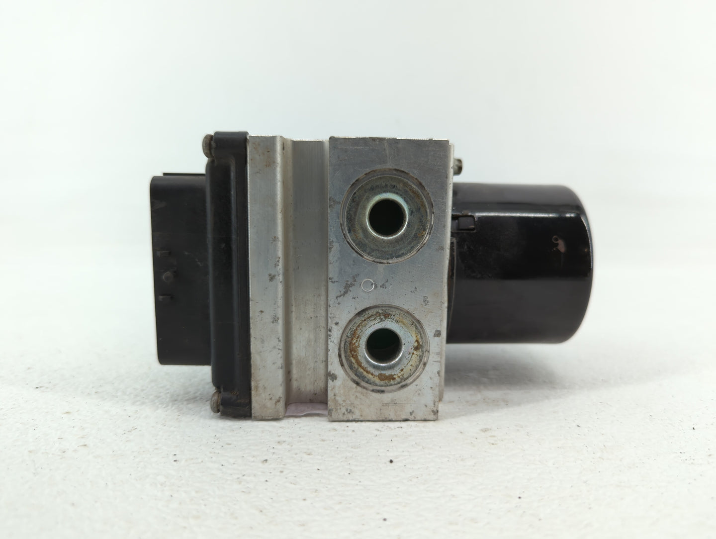 2011 Chevrolet Malibu ABS Pump Control Module Replacement P/N:20908729 20908731 Fits OEM Used Auto Parts - Oemusedautoparts1