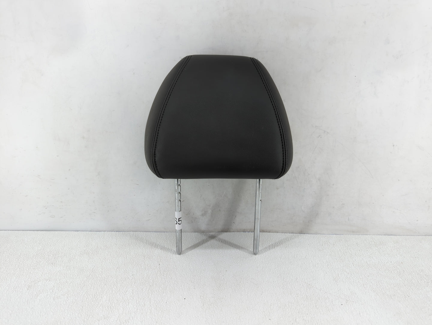 2011-2012 Chevrolet Malibu Headrest Head Rest Rear Seat Fits Fits 2011 2012 OEM Used Auto Parts - Oemusedautoparts1.com