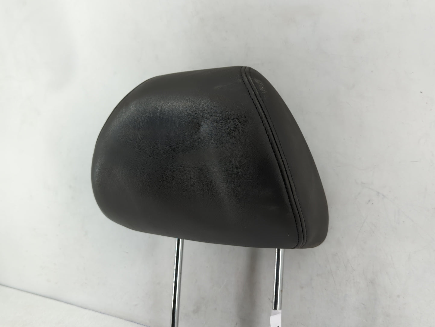 2011-2012 Chevrolet Malibu Headrest Head Rest Rear Seat Fits Fits 2011 2012 OEM Used Auto Parts - Oemusedautoparts1.com