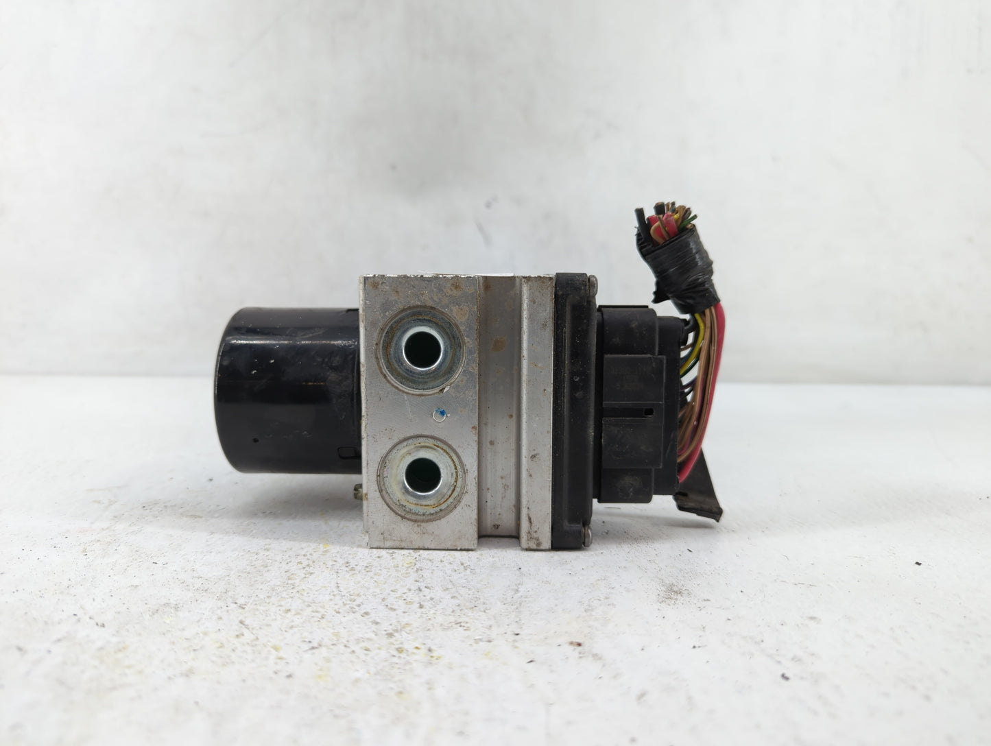 2011 Chevrolet Malibu ABS Pump Control Module Replacement P/N:20908731 20908729 Fits OEM Used Auto Parts - Oemusedautoparts1